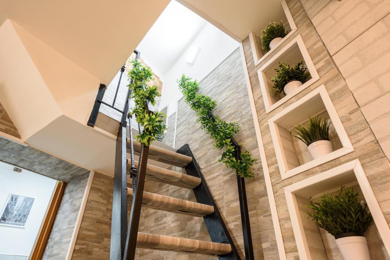 Esse Home Неаполь Екстер'єр фото