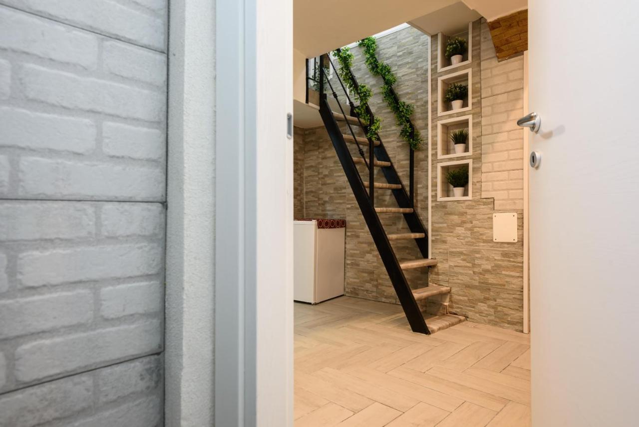 Esse Home Неаполь Екстер'єр фото