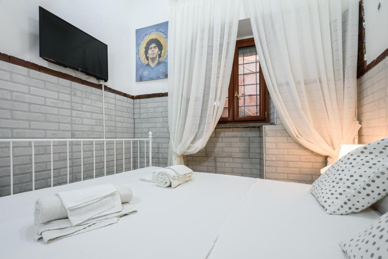 Esse Home Неаполь Екстер'єр фото