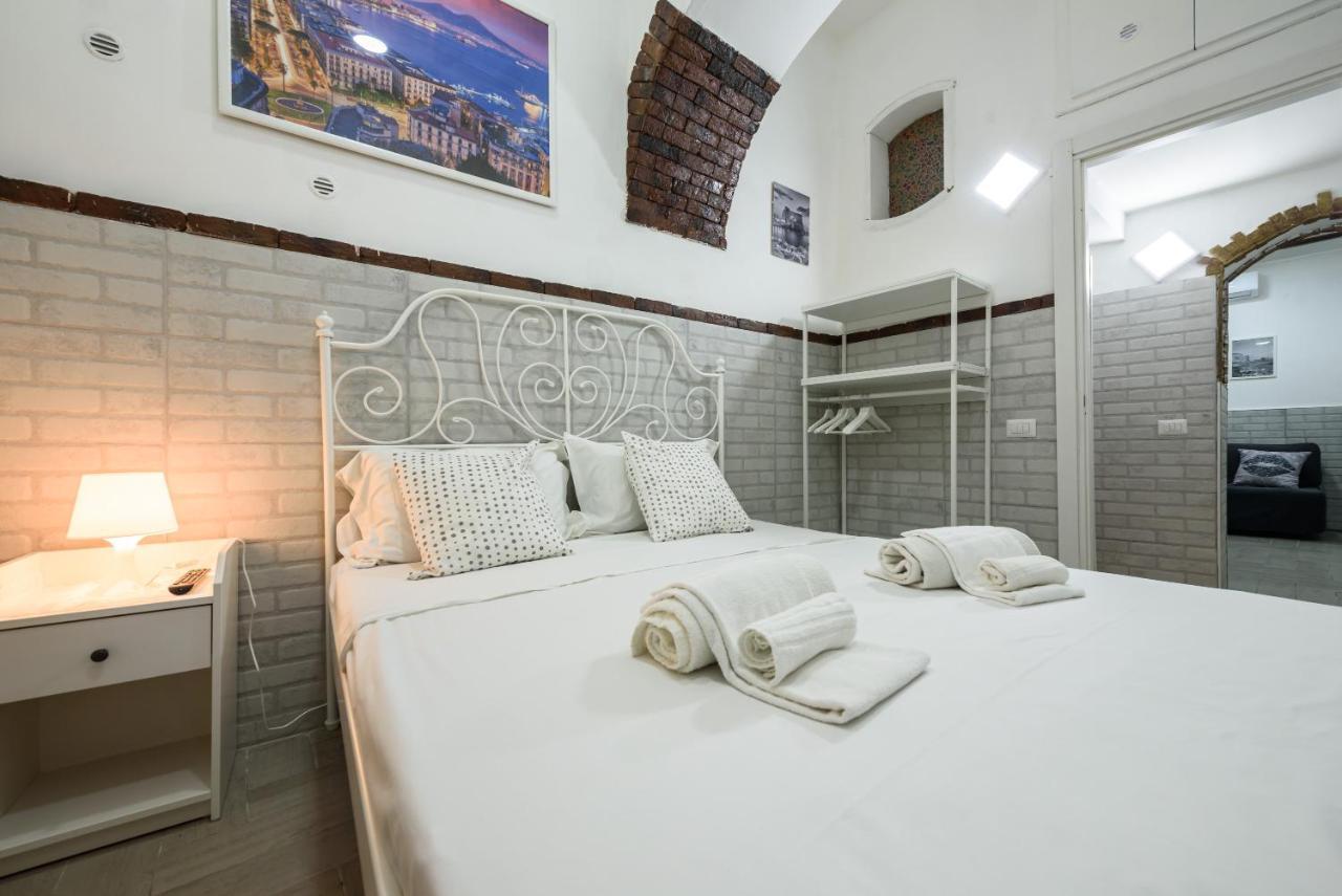 Esse Home Неаполь Екстер'єр фото