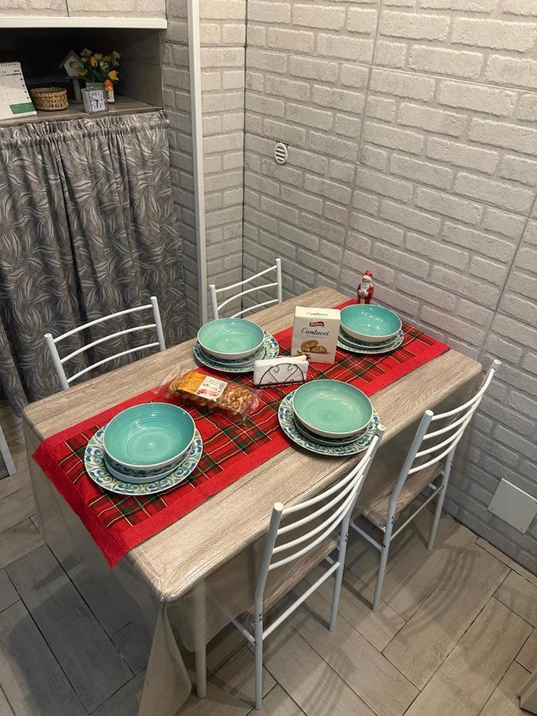 Esse Home Неаполь Екстер'єр фото
